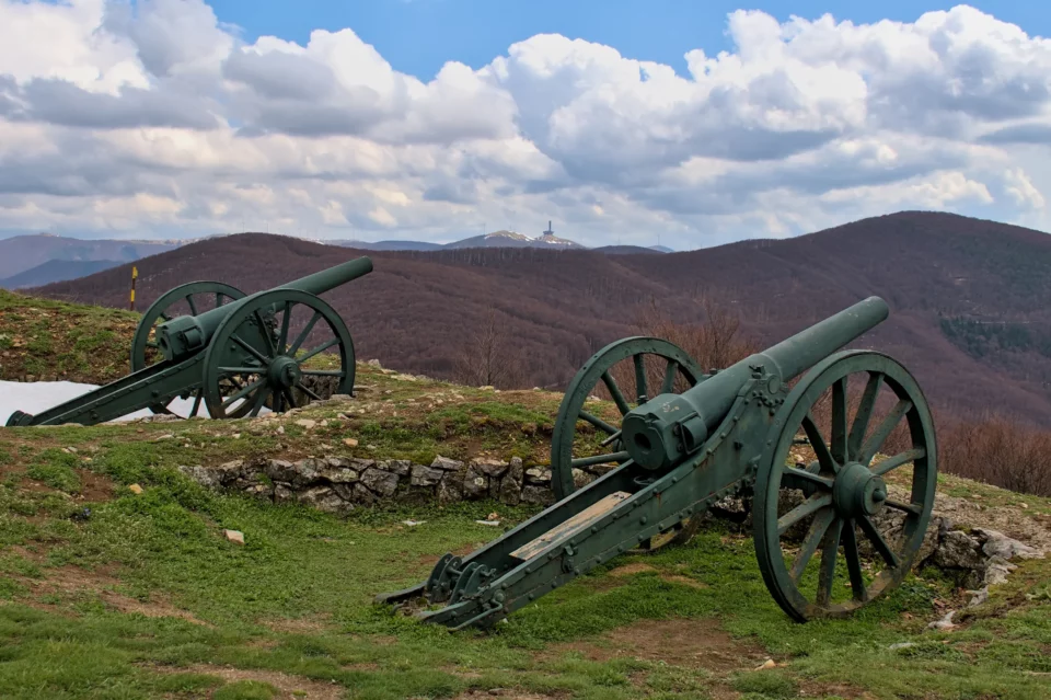 Old guns pointing towards Buzludzha peak