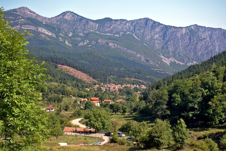 Zgorigrad village