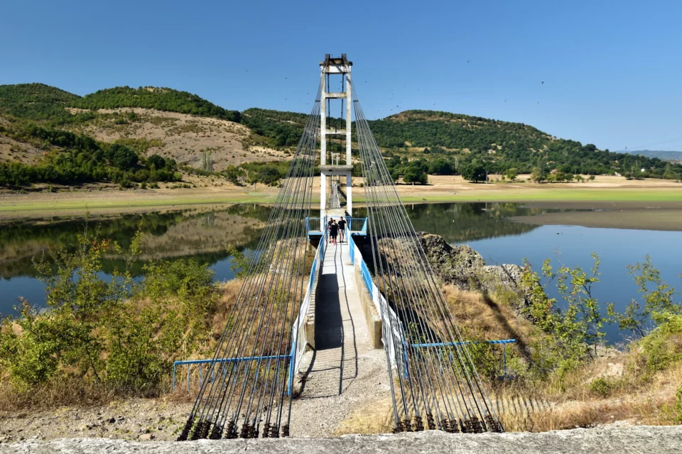 The rope bridge to the Lisitzité village