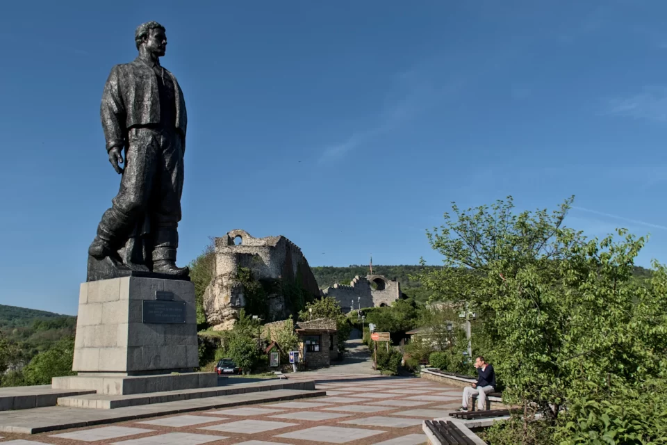 Vasil Levski monument and the medieval fortress Hisarya
